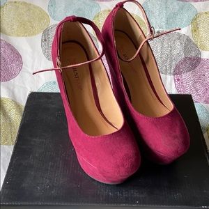 Burgundy Party Wedge!